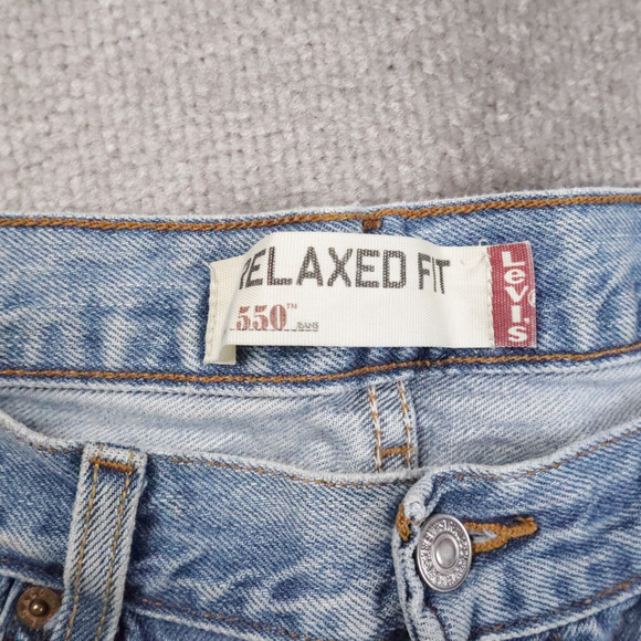 Levi's 550 Relaxed Fit 36x32 Light Wash Blue Denim Jeans - Picture 5 of 16